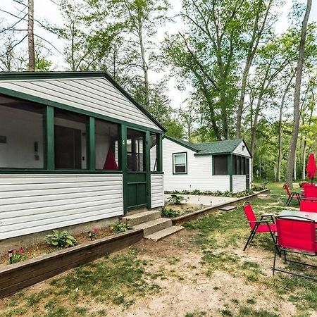 Big Blue Lake Cottages, Llc - Cottage #5 Holton Exteriör bild