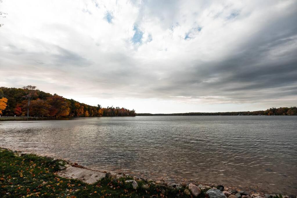 Big Blue Lake Cottages, Llc - Cottage #5 Holton Exteriör bild